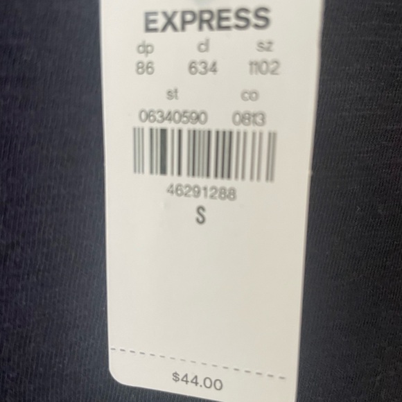 NWT Express skimming novelty button crew neck tee- navy blue - Picture 6 of 8